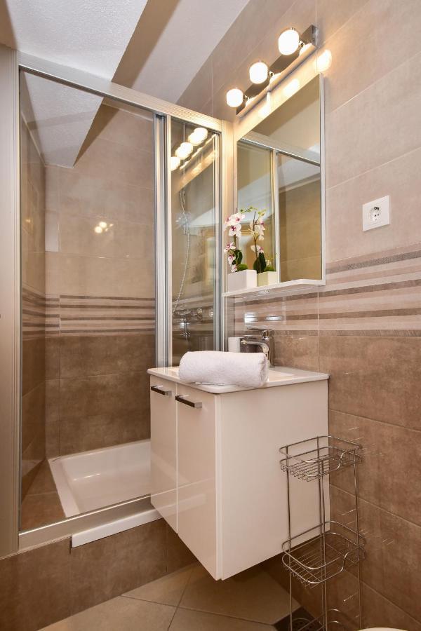 Apartman Luka Igrane Exterior photo